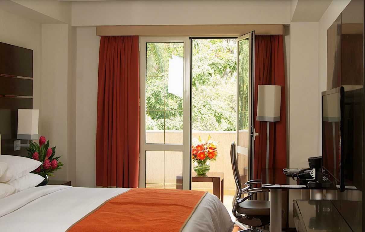 Hotel Altamira Village Caracas Exterior photo